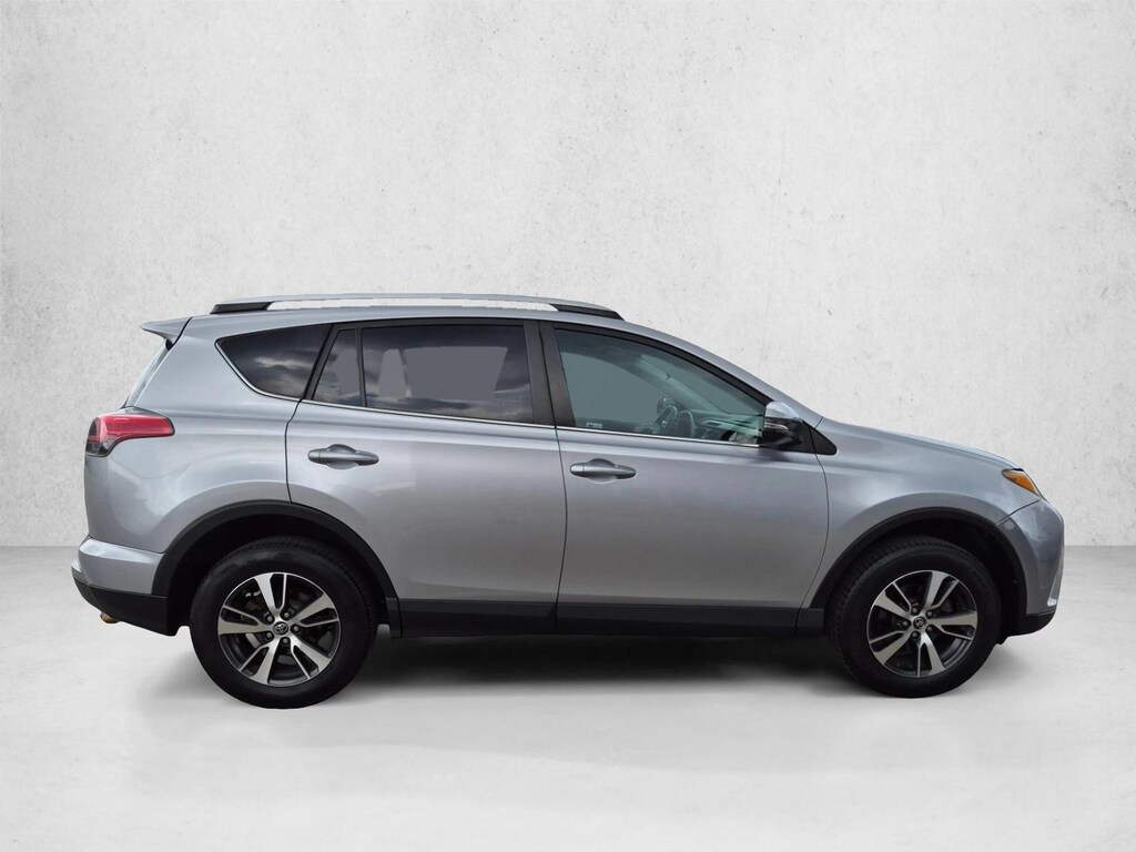 Used 2016 Toyota RAV4 XLE SUV