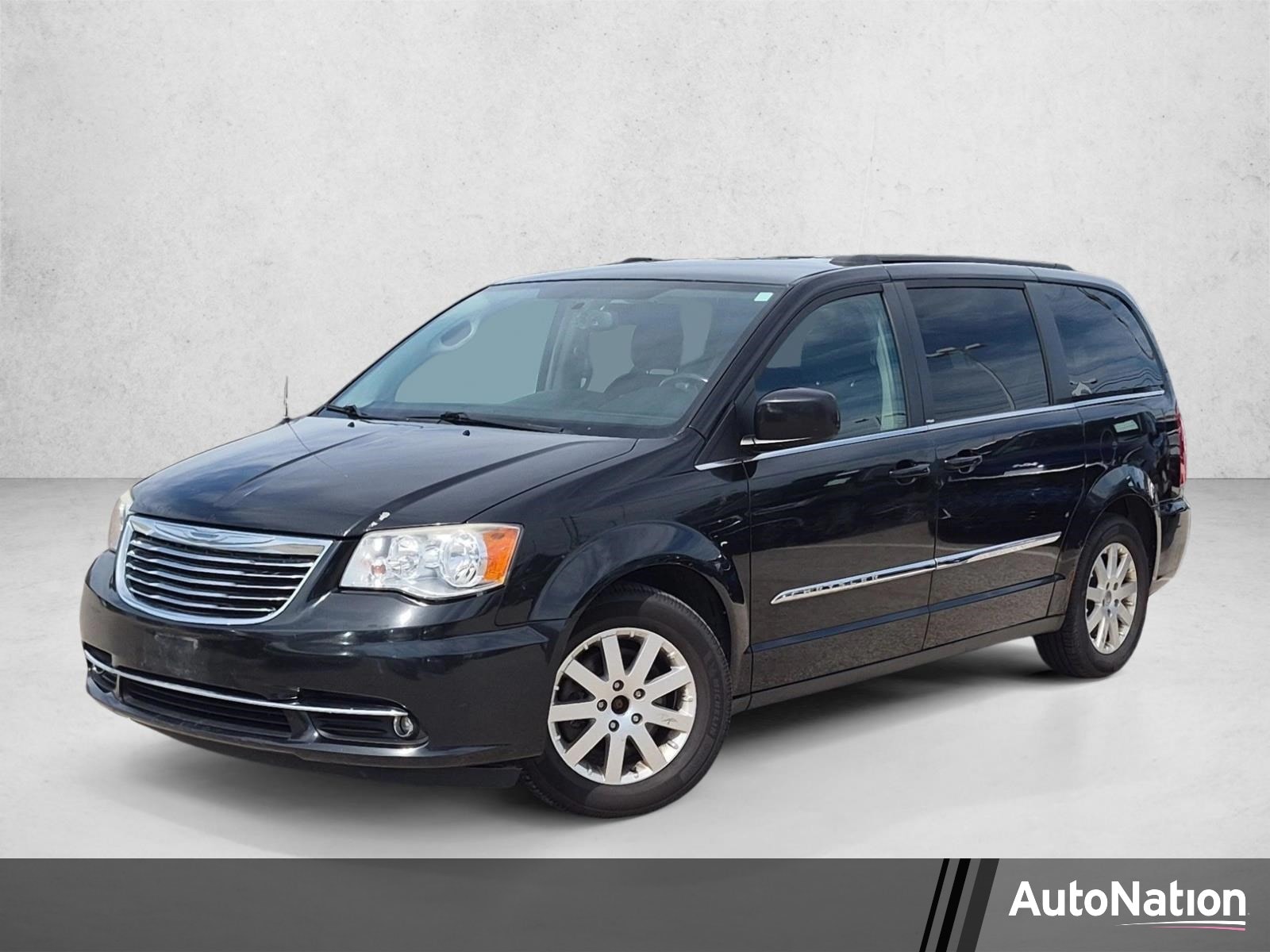 2013 Chrysler Town & Country Touring