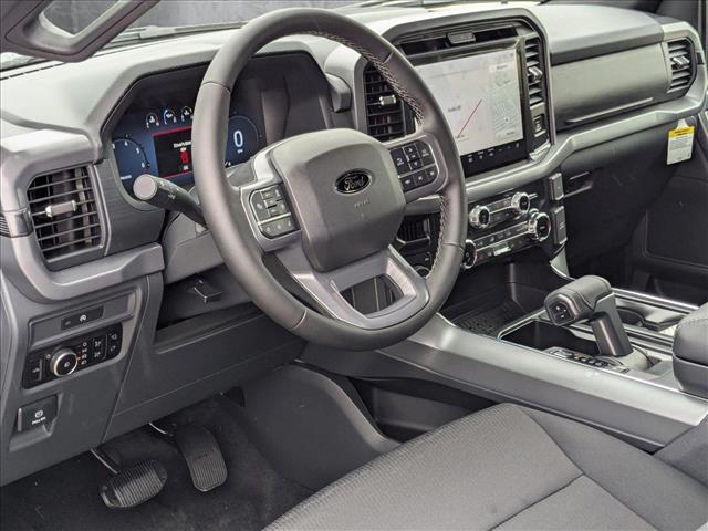 2025 Ford F-150 XLT photo 3