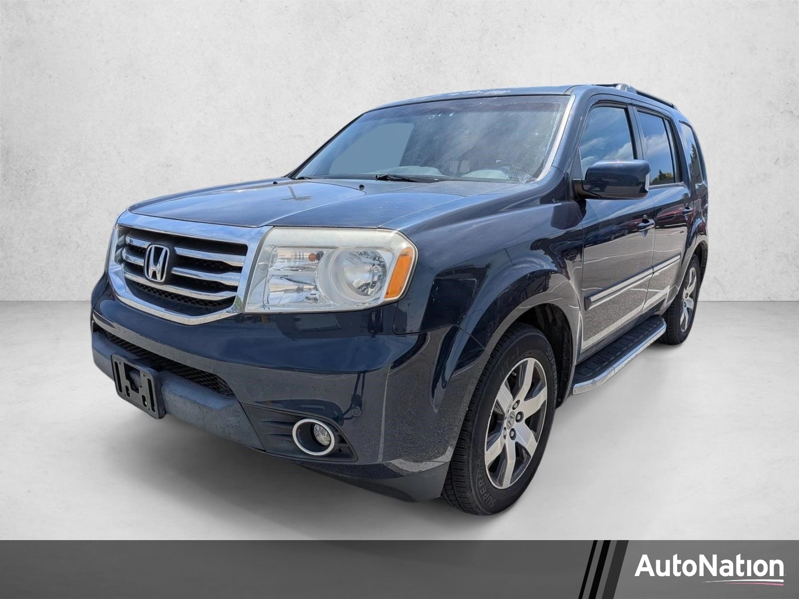 2012 Honda Pilot Touring 4WD w/ NAVI and RES's photo