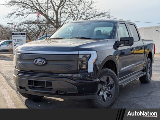 2025 Ford F-150 Lightning Flash's photo