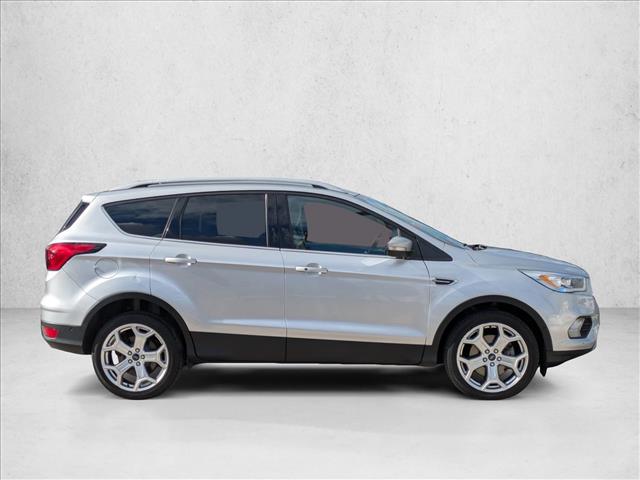 2019 Ford Escape Titanium photo 4