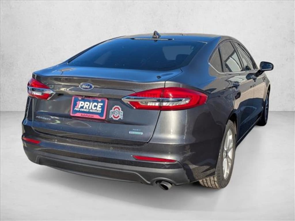 Used 2020 Ford Fusion SE Sedan