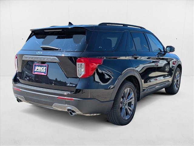 2022 Ford Explorer XLT photo 3