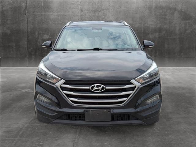Used 2018 Hyundai Tucson SEL with VIN KM8J3CA42JU622880 for sale in Westlake, OH