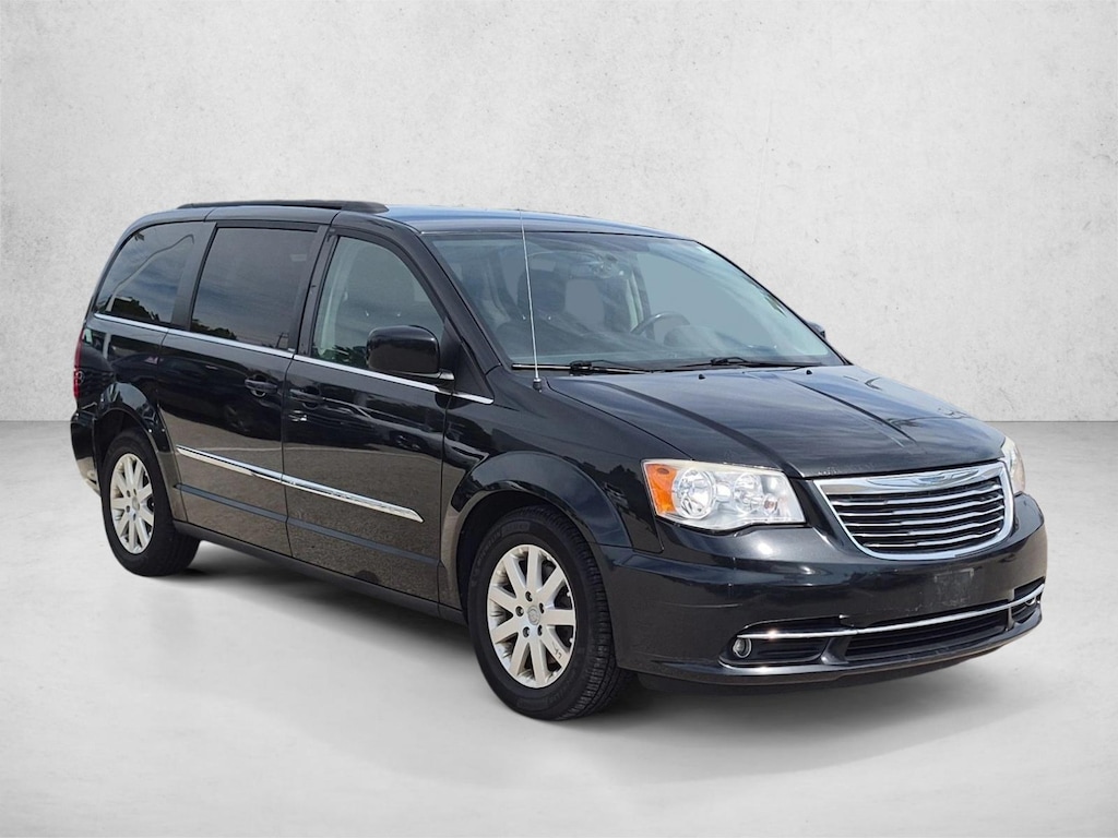 Used 2013 Chrysler Town & Country Touring Van