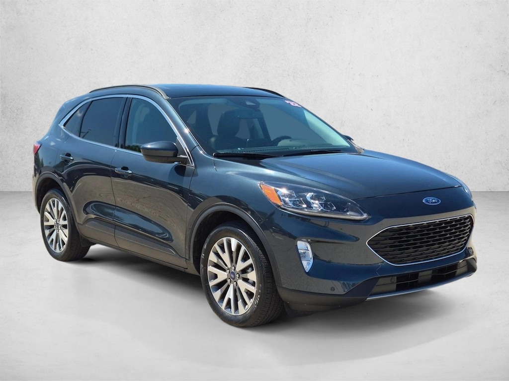 Certified 2022 Ford Escape Titanium SUV