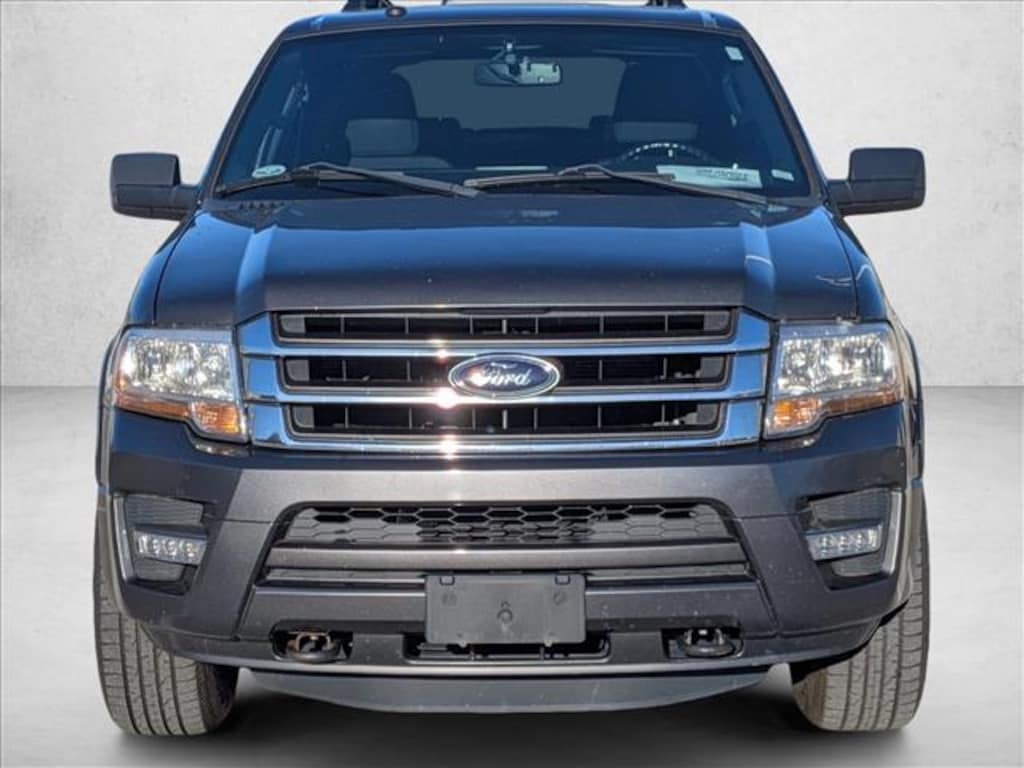 Used 2016 Ford Expedition XLT SUV
