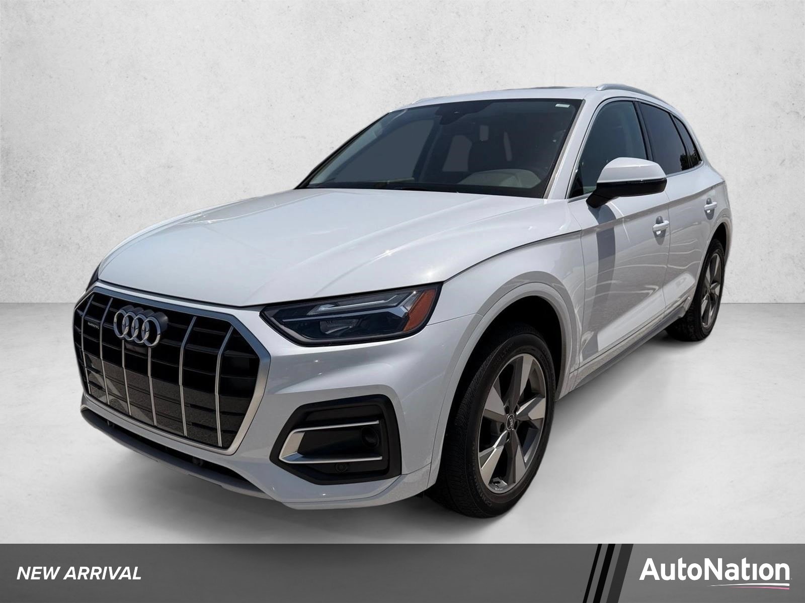 2023 Audi Q5 40 Premium Plus's photo