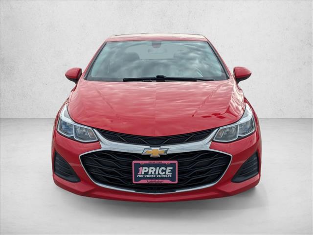 2019 Chevrolet Cruze LS photo 2