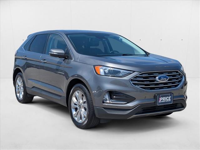 2024 Ford Edge Titanium photo 3