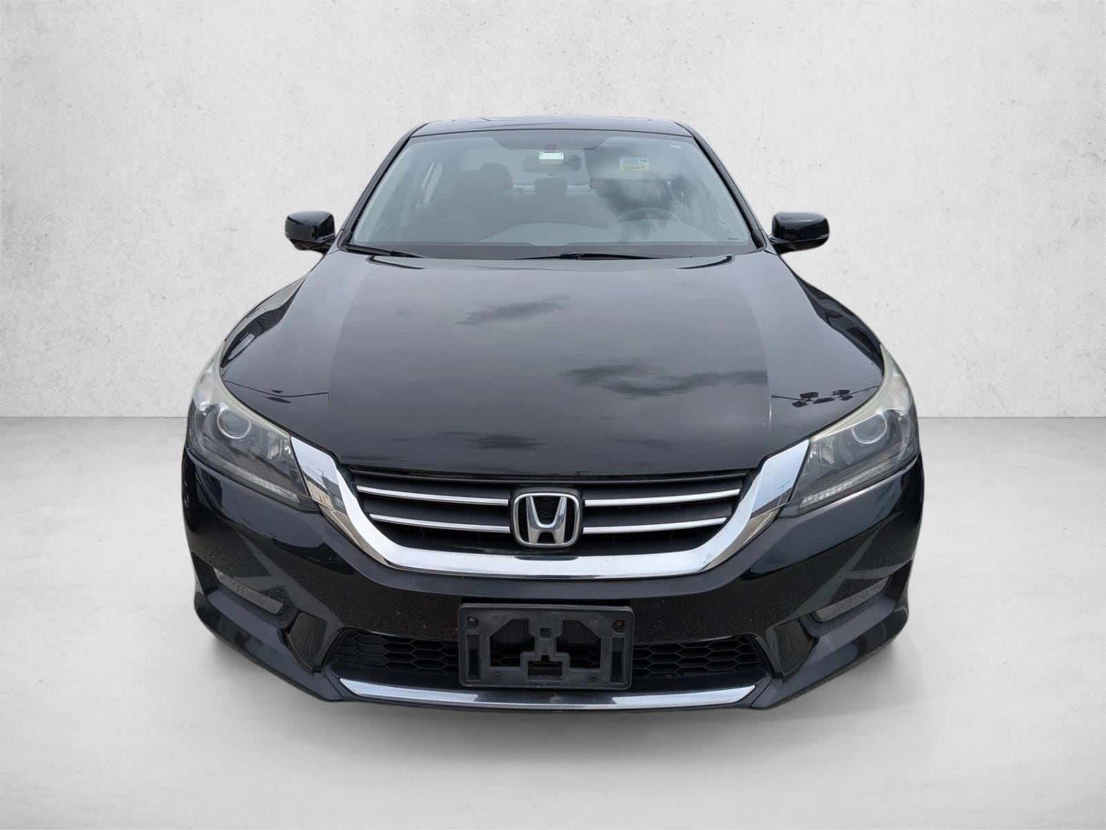 Used 2014 Honda Civic LX with VIN 19XFB2E50EE036497 for sale in Westlake, OH