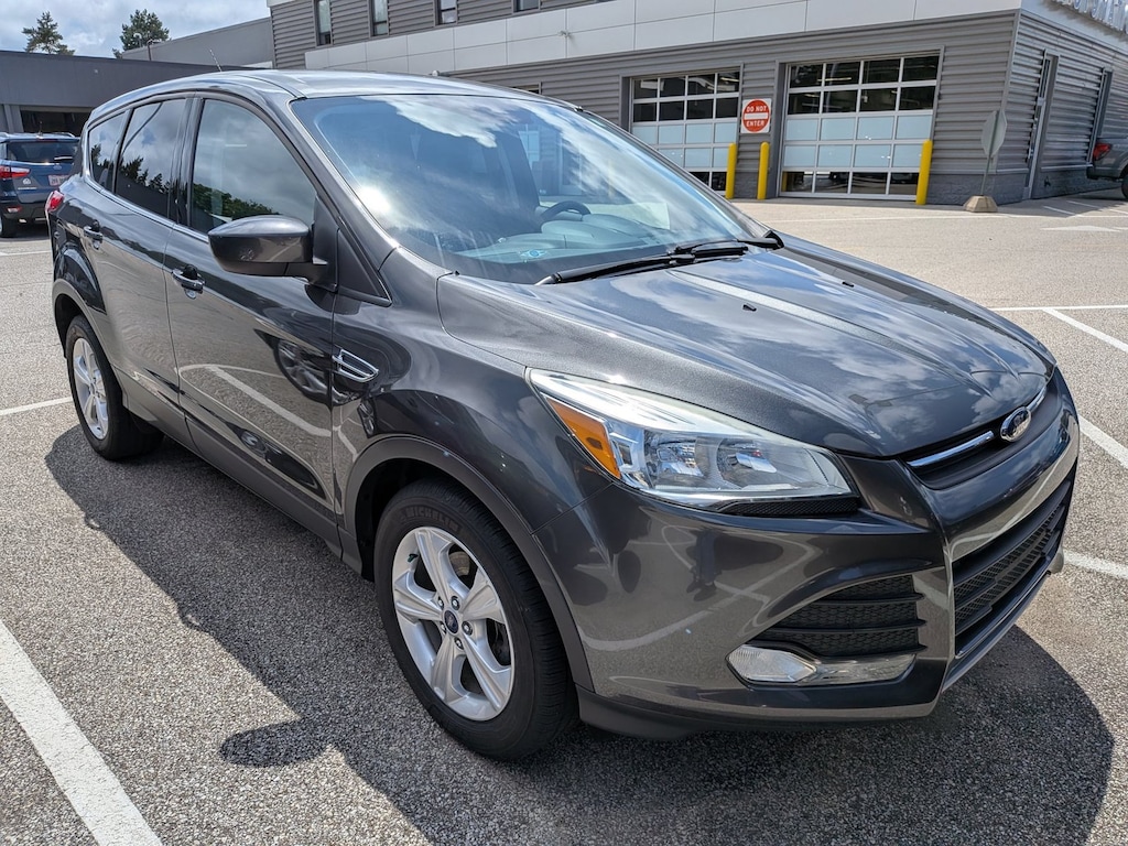 Used 2016 Ford Escape SE SUV