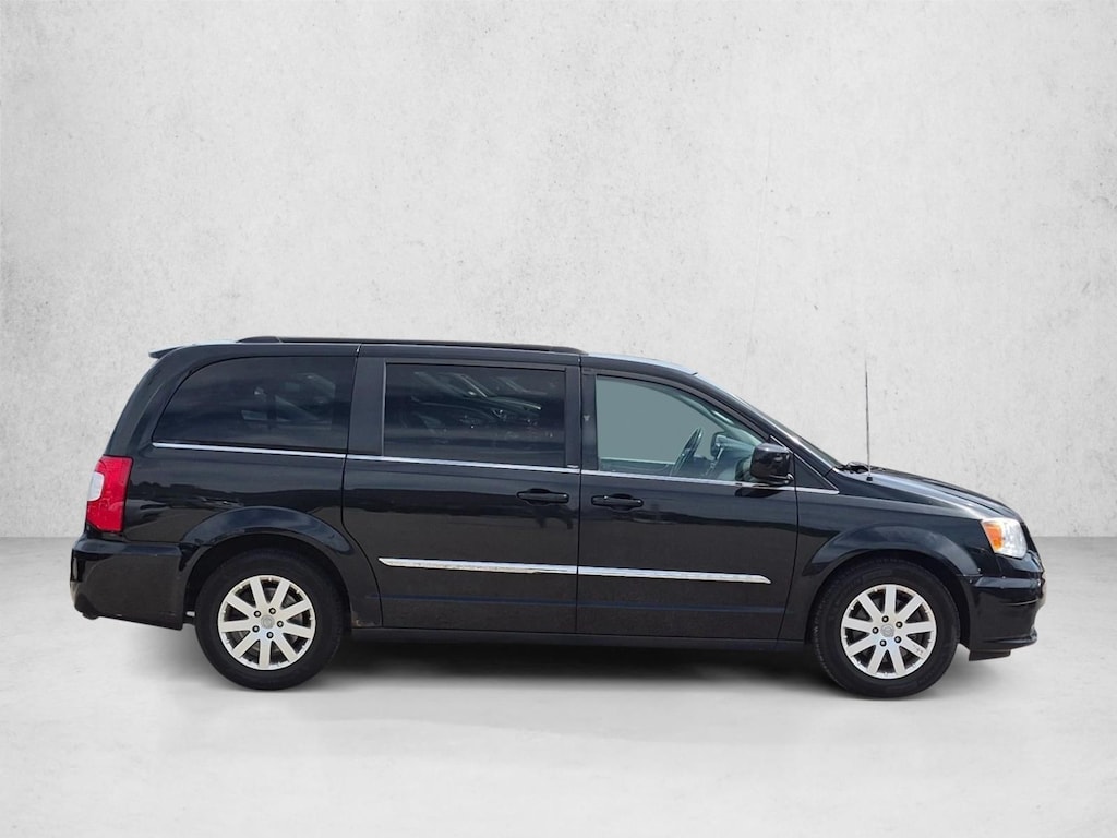 Used 2013 Chrysler Town & Country Touring Van