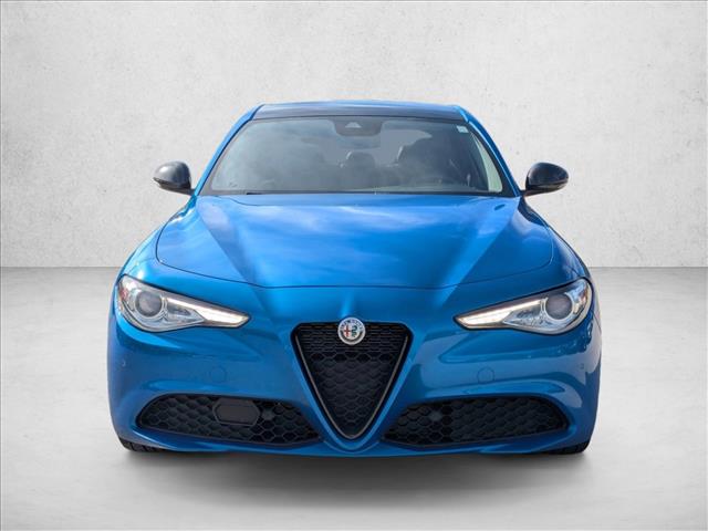2021 Alfa Romeo Giulia Ti photo 2