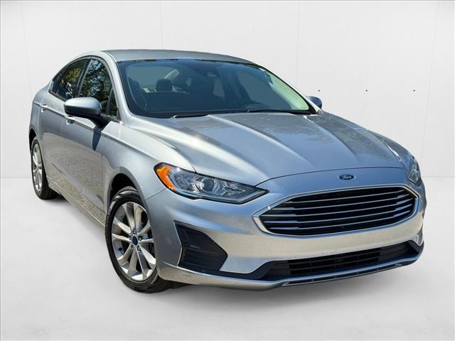 2020 Ford Fusion Hybrid SE photo 3