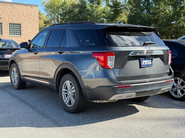 2020 Ford Explorer XLT photo 2