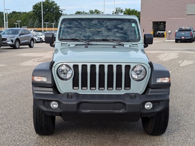 Used 2023 Jeep Wrangler 4-Door Altitude with VIN 1C4HJXDN6PW633110 for sale in Westlake, OH