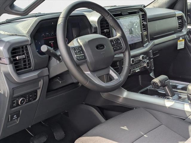 2025 Ford F-150 XLT photo 3