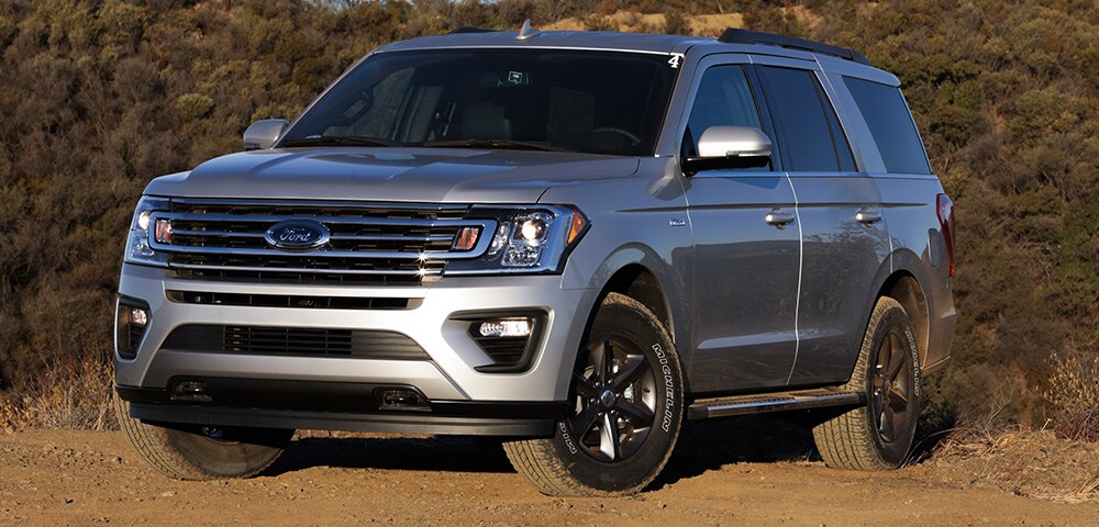 2018 Ford Expedition For Sale Near Minneapolis Front three-quarter view of 2018 Ford Expedition