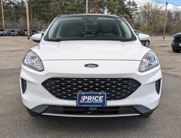 Used 2020 Ford Escape SE with VIN 1FMCU9G67LUB68842 for sale in White Bear Lake, Minnesota