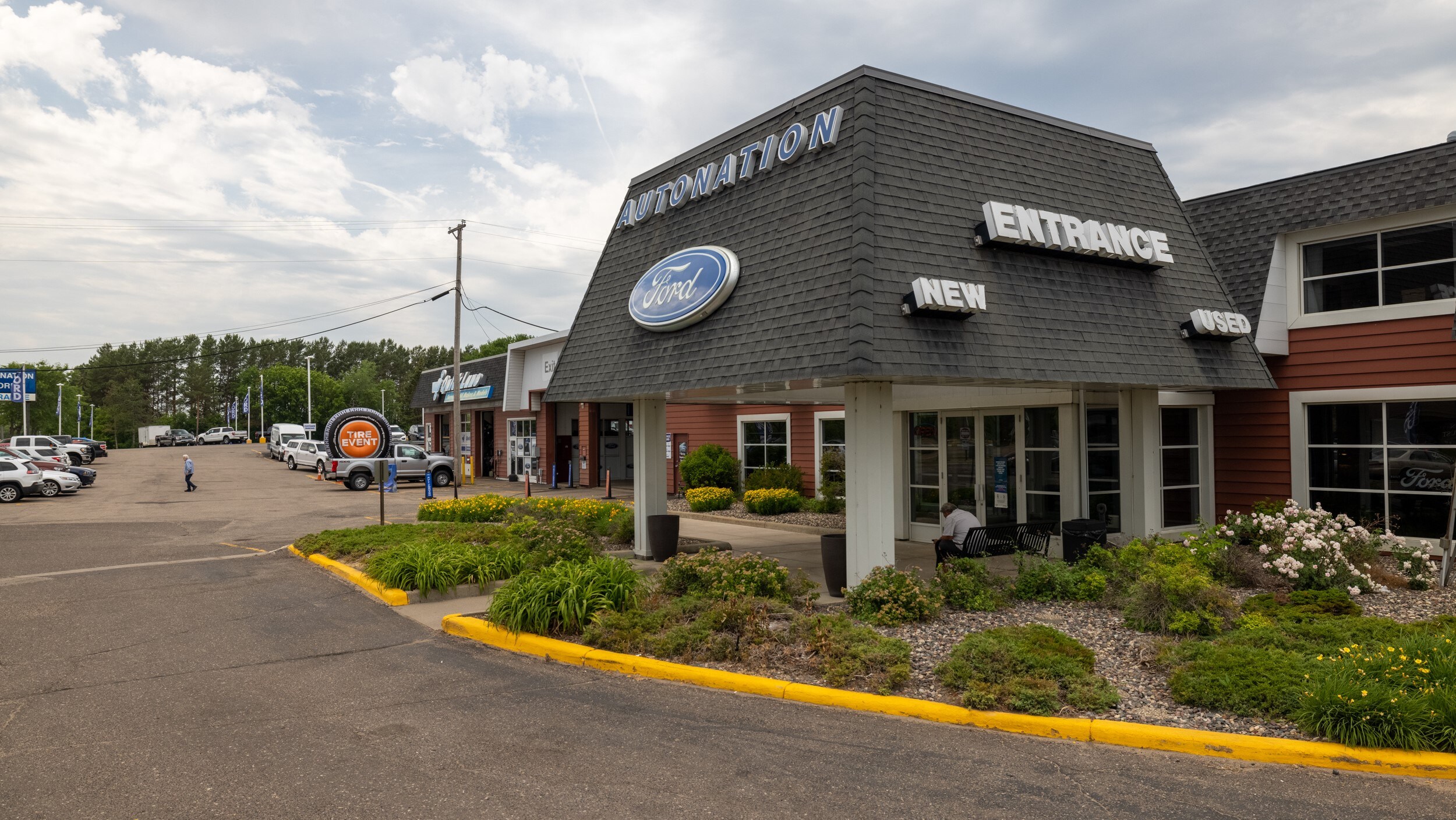 Hours & Directions AutoNation Ford White Bear Lake