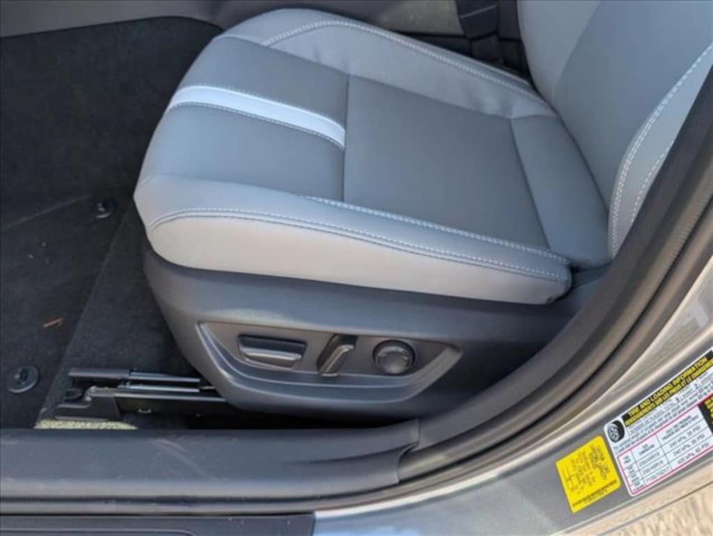 New 2026 Toyota Camry SE Sedan