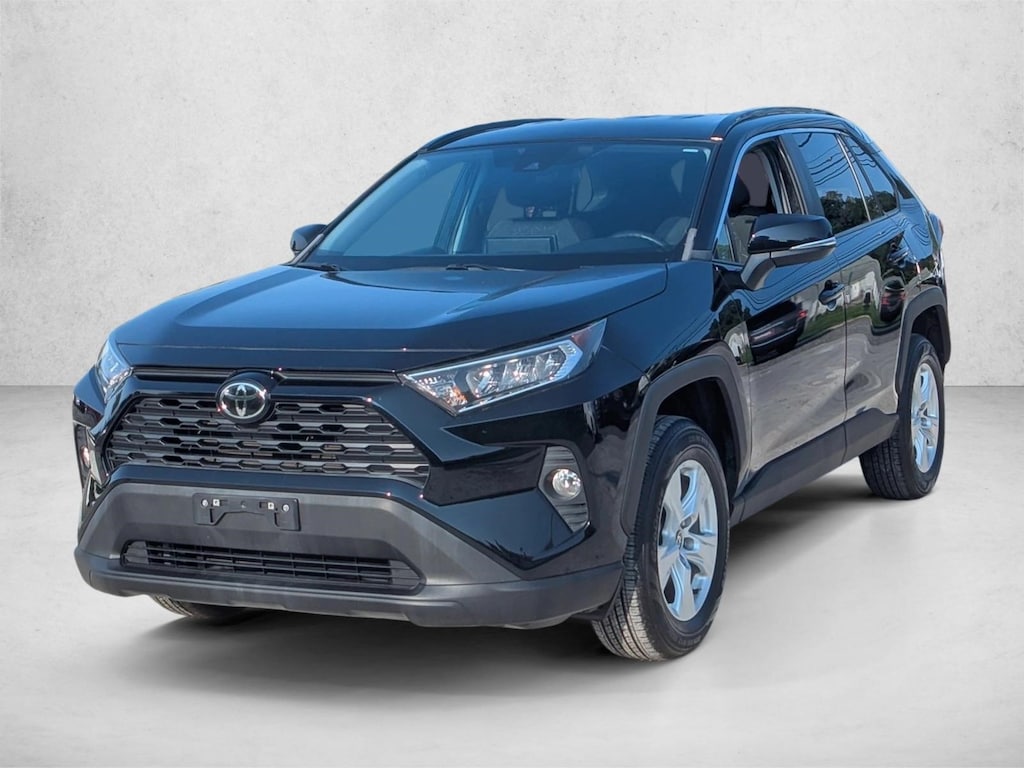 Used 2021 Toyota RAV4 XLE Sport Utility