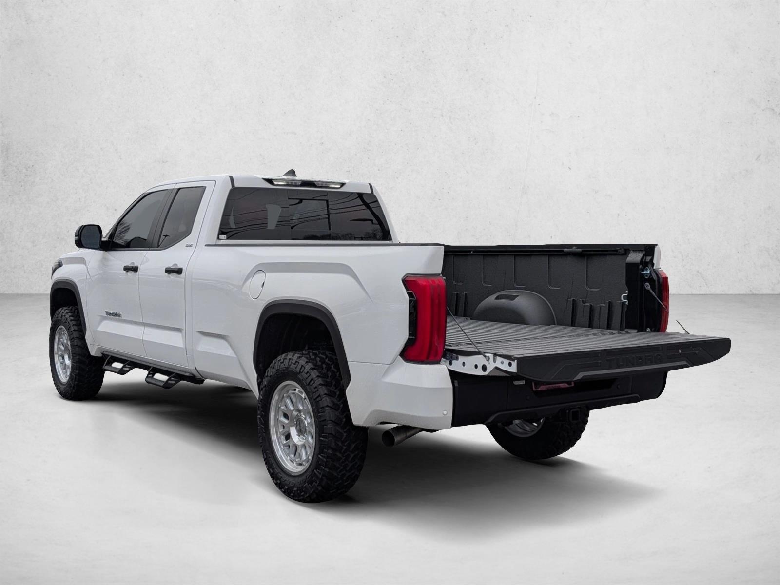 2026 Toyota Tundra SR5 - Photo 9