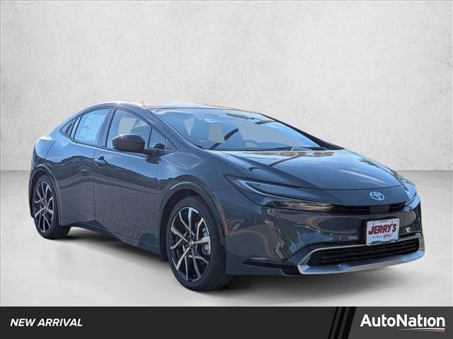 2026 Toyota Prius XSE's photo