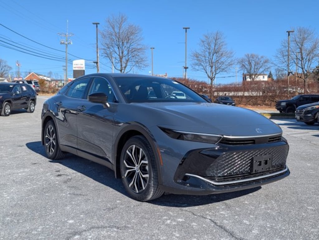 Used 2026 Toyota Crown XLE 4dr Car