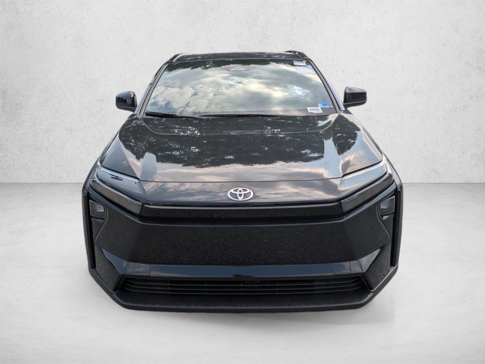 2026 Toyota bZ XLE - Photo 6
