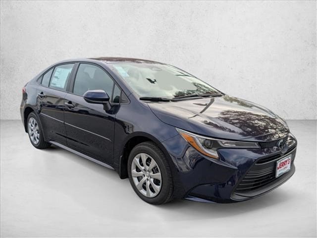 2026 Toyota Corolla LE's photo