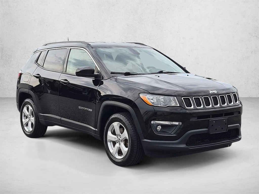 Used 2018 Jeep Compass Latitude Sport Utility