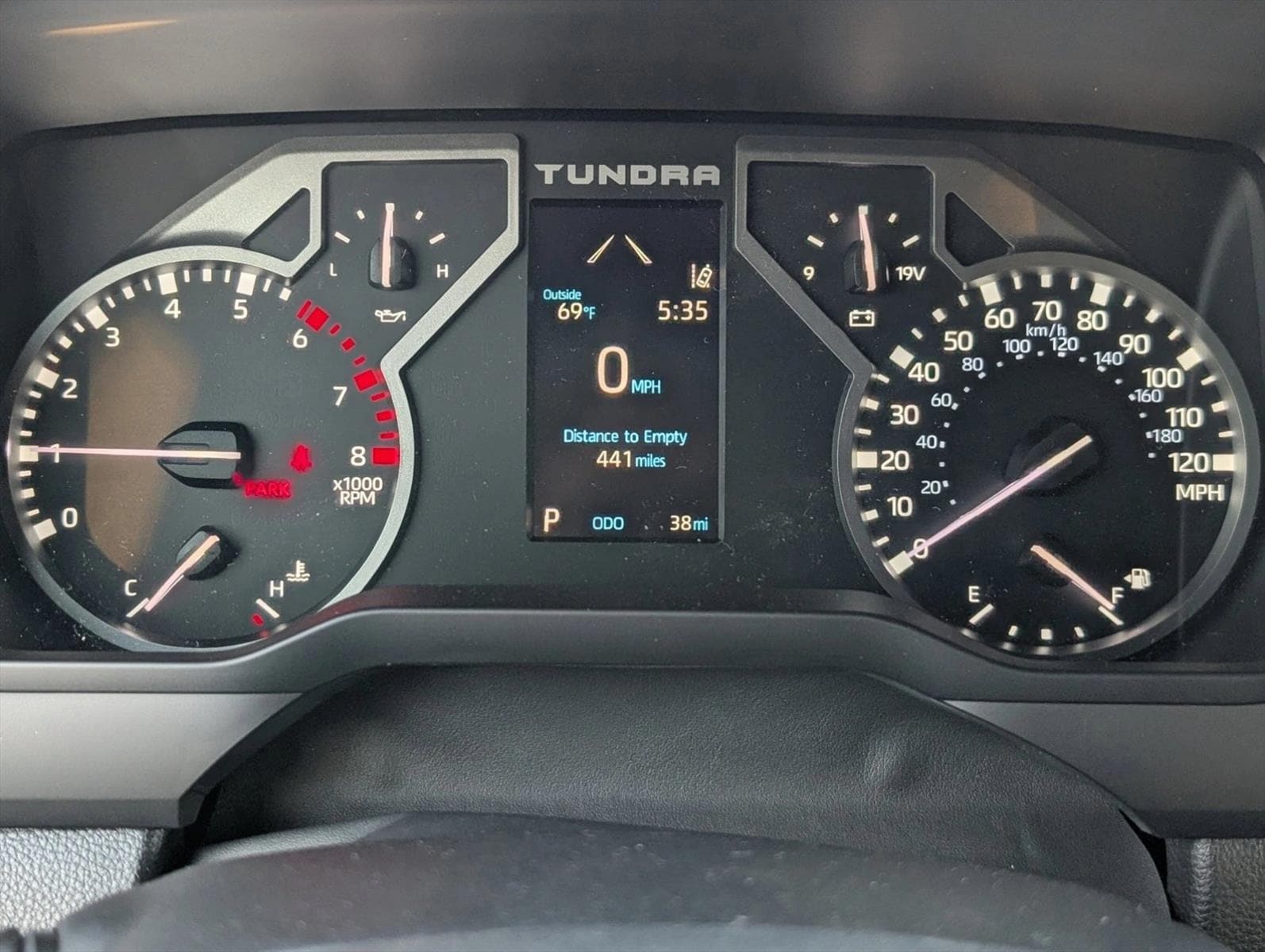 2026 Toyota Tundra SR5 - Photo 27
