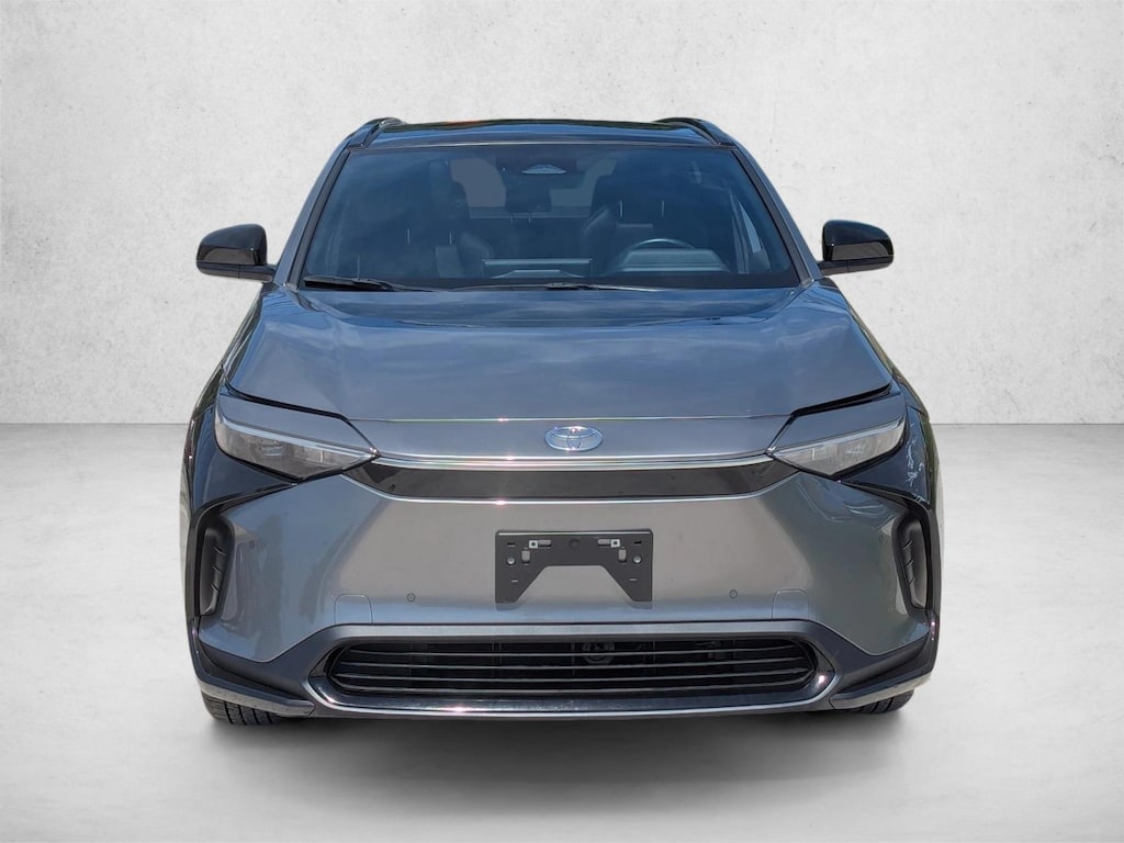 Used 2025 Toyota bZ4X XLE Sport Utility