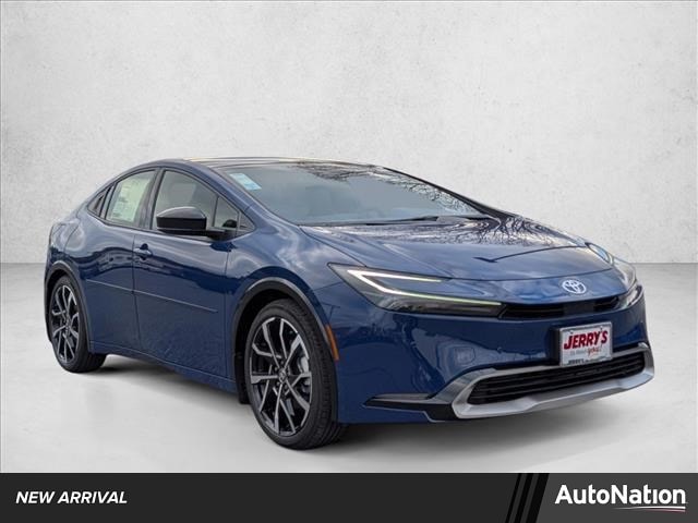 2026 Toyota Prius XSE's photo