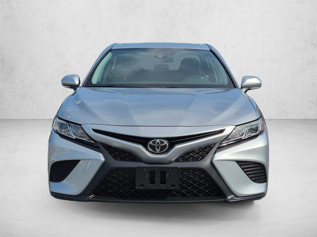 Used 2019 Toyota Camry SE 4dr Car