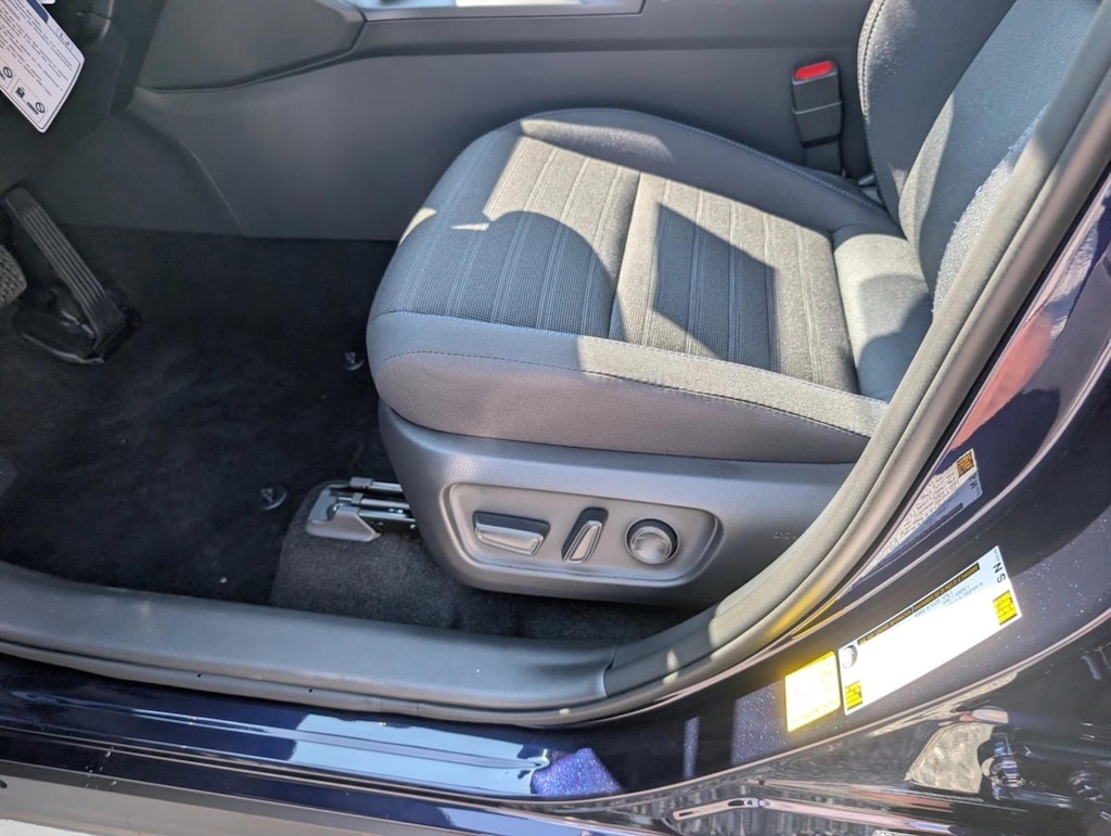 New 2026 Toyota RAV4 Plug-in Hybrid SE SUV