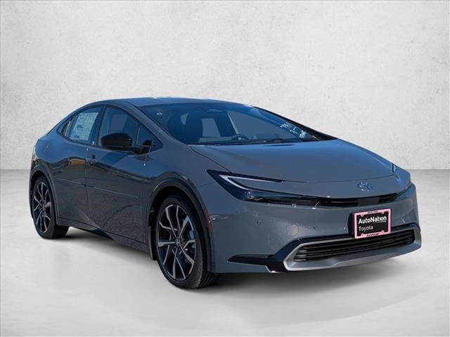 2026 Toyota Prius XSE's photo