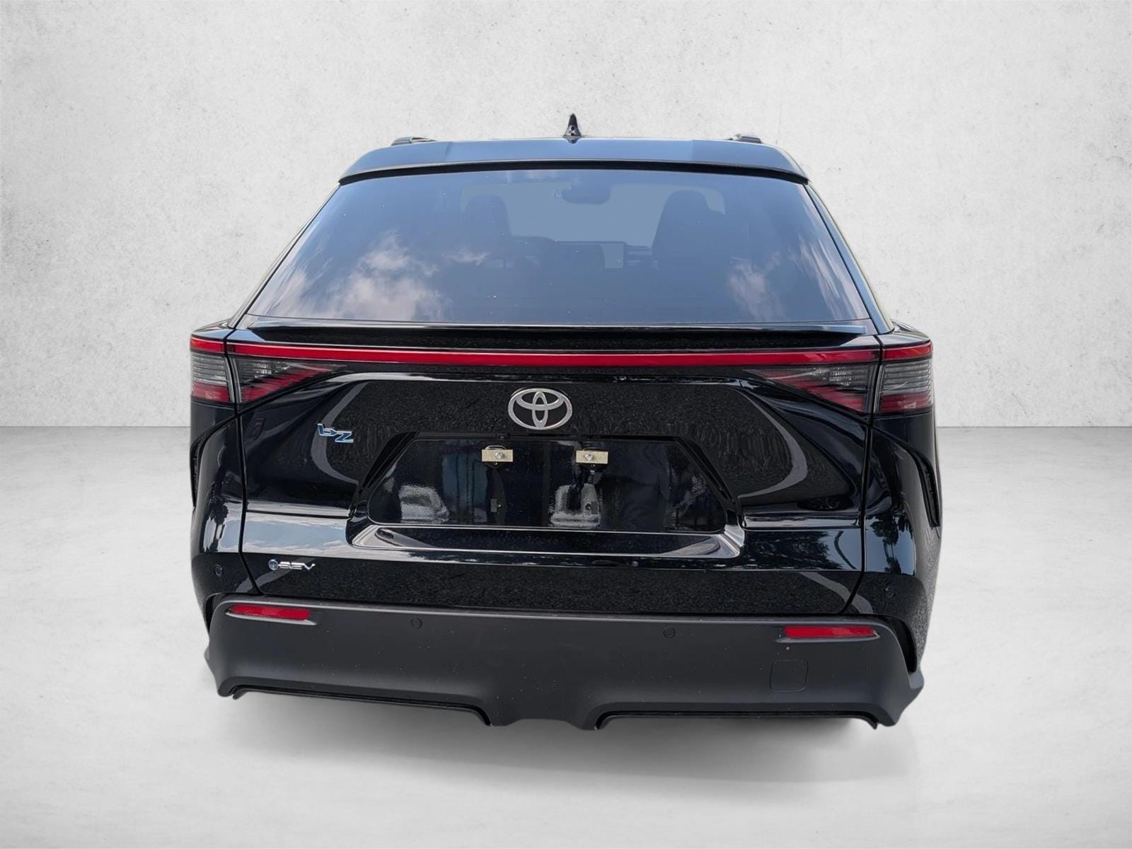2026 Toyota bZ XLE - Photo 8
