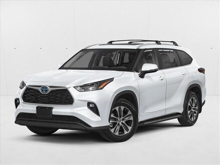 2026 Toyota Highlander Hybrid XLE SUV