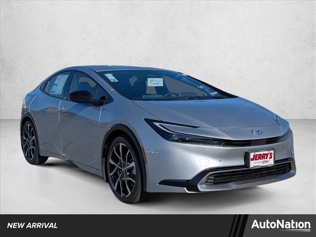 2026 Toyota Prius XSE's photo