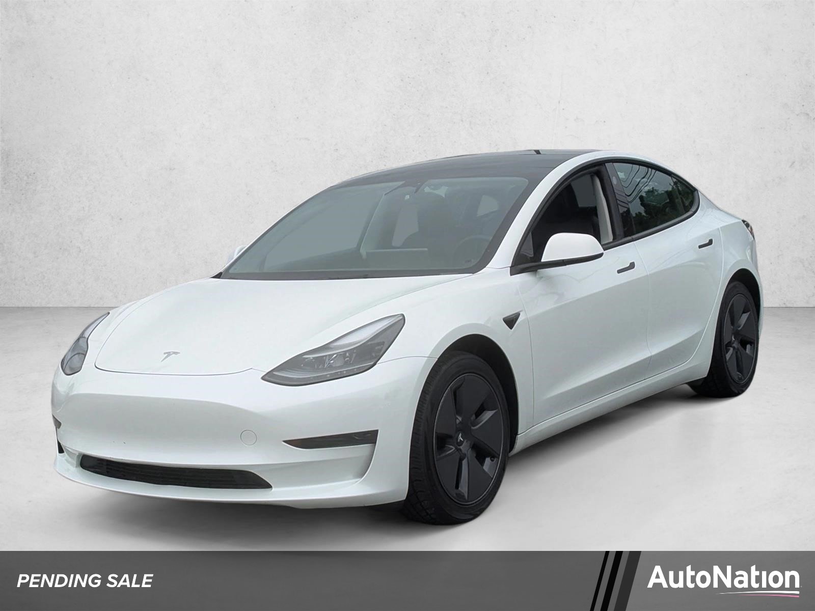 2023 Tesla Model 3 -'s photo