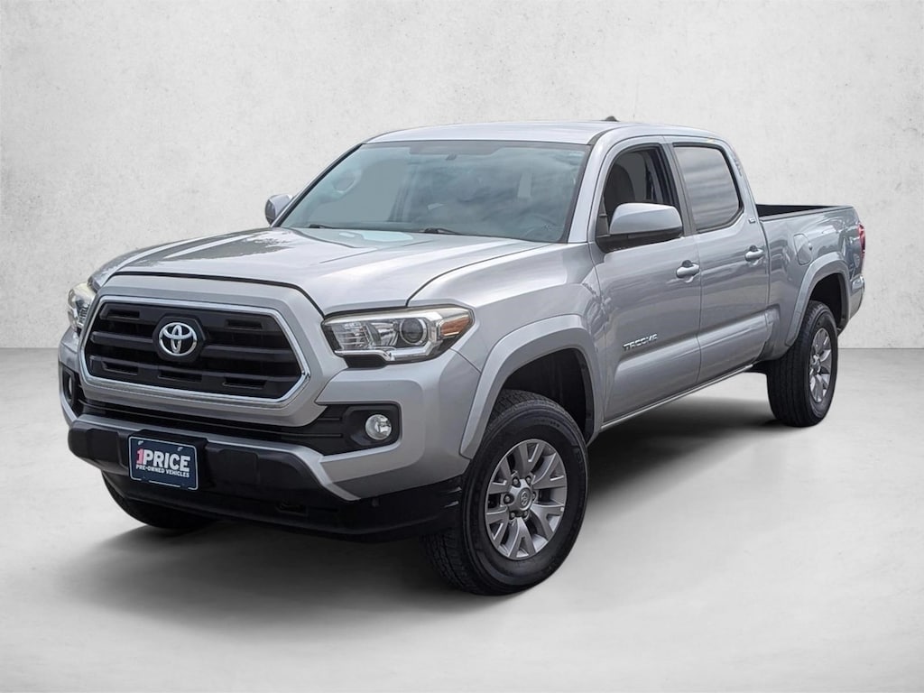 Used 2017 Toyota Tacoma SR5 Crew Cab Pickup