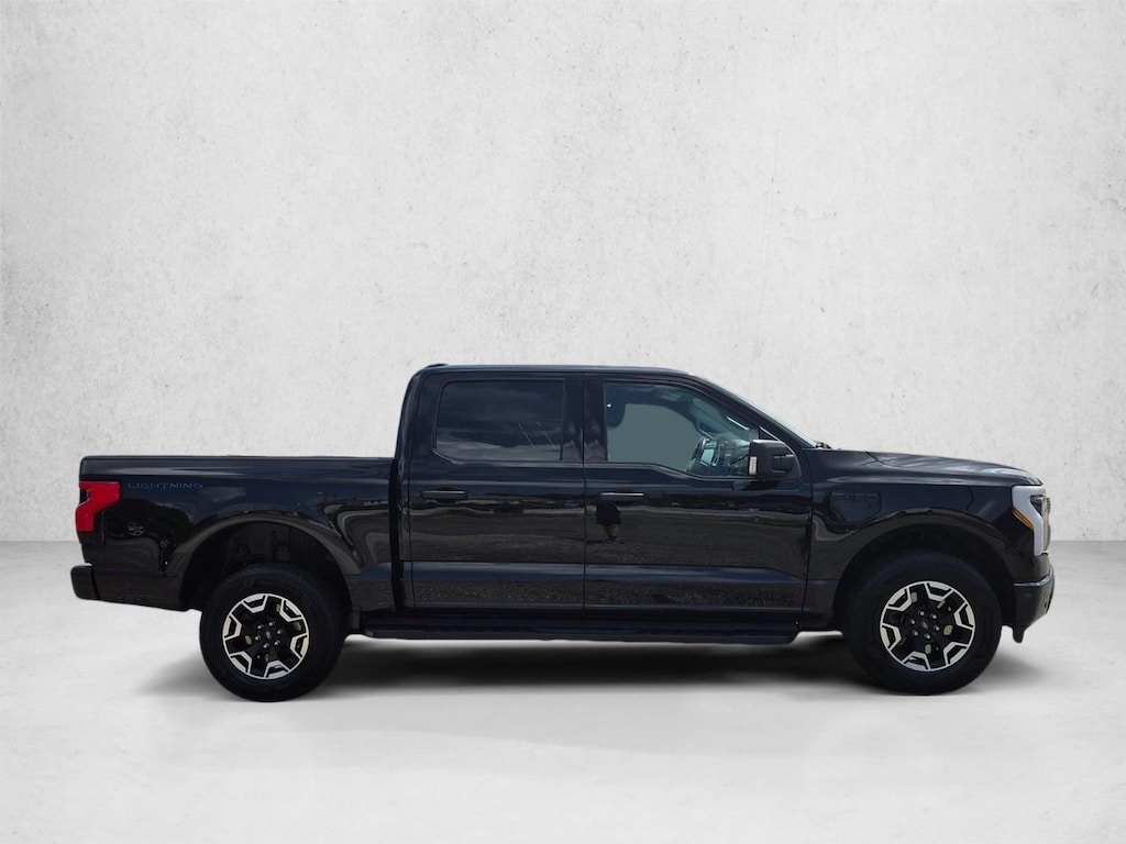Used 2023 Ford F-150 Lightning XLT Crew Cab Pickup