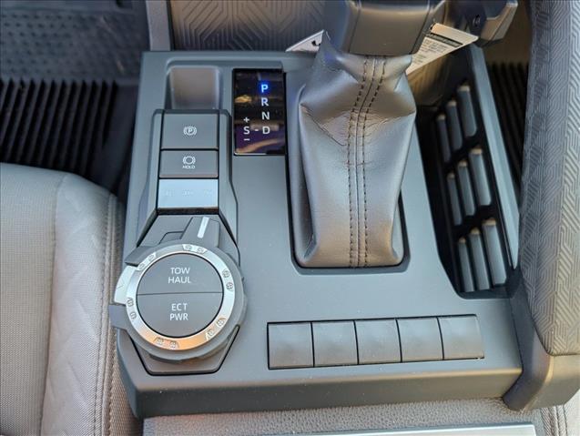 2025 Toyota Tacoma SR5 - Photo 19