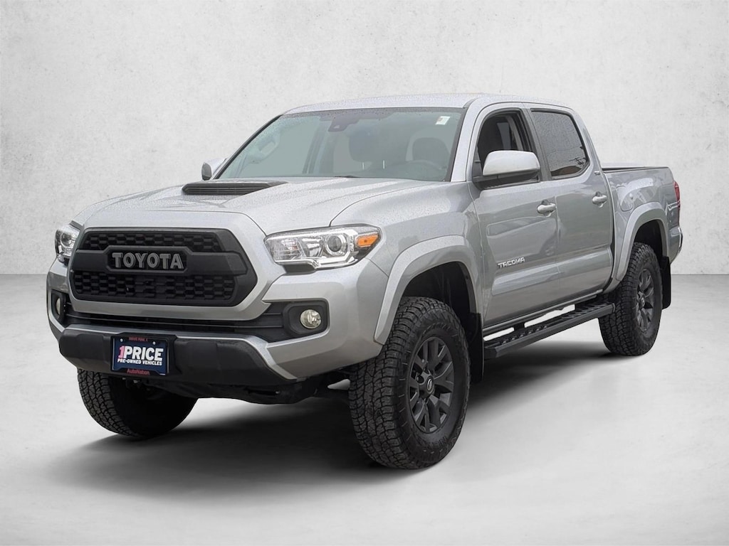 Used 2022 Toyota Tacoma SR5 Crew Cab Pickup