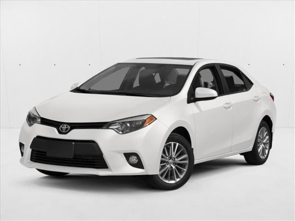 Used 2015 Toyota Corolla LE 4dr Car