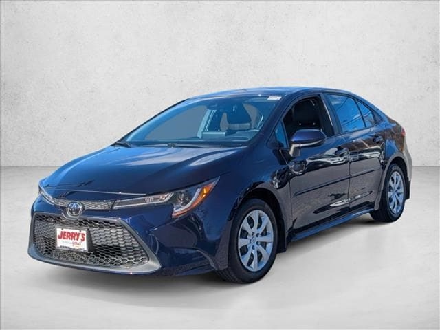 2022 Toyota Corolla LE's photo